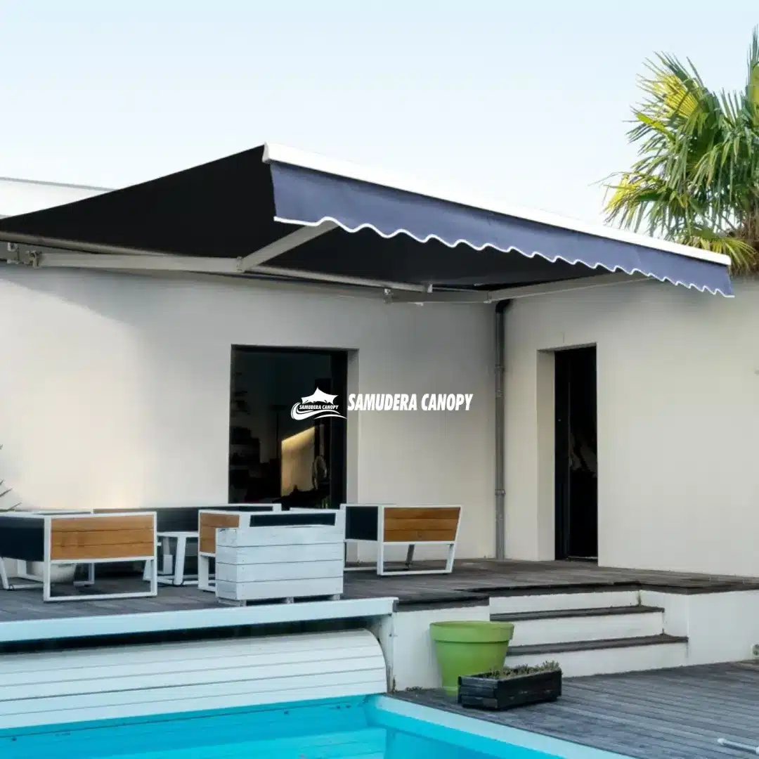 Kanopi Awning Gulung Kolam Renang